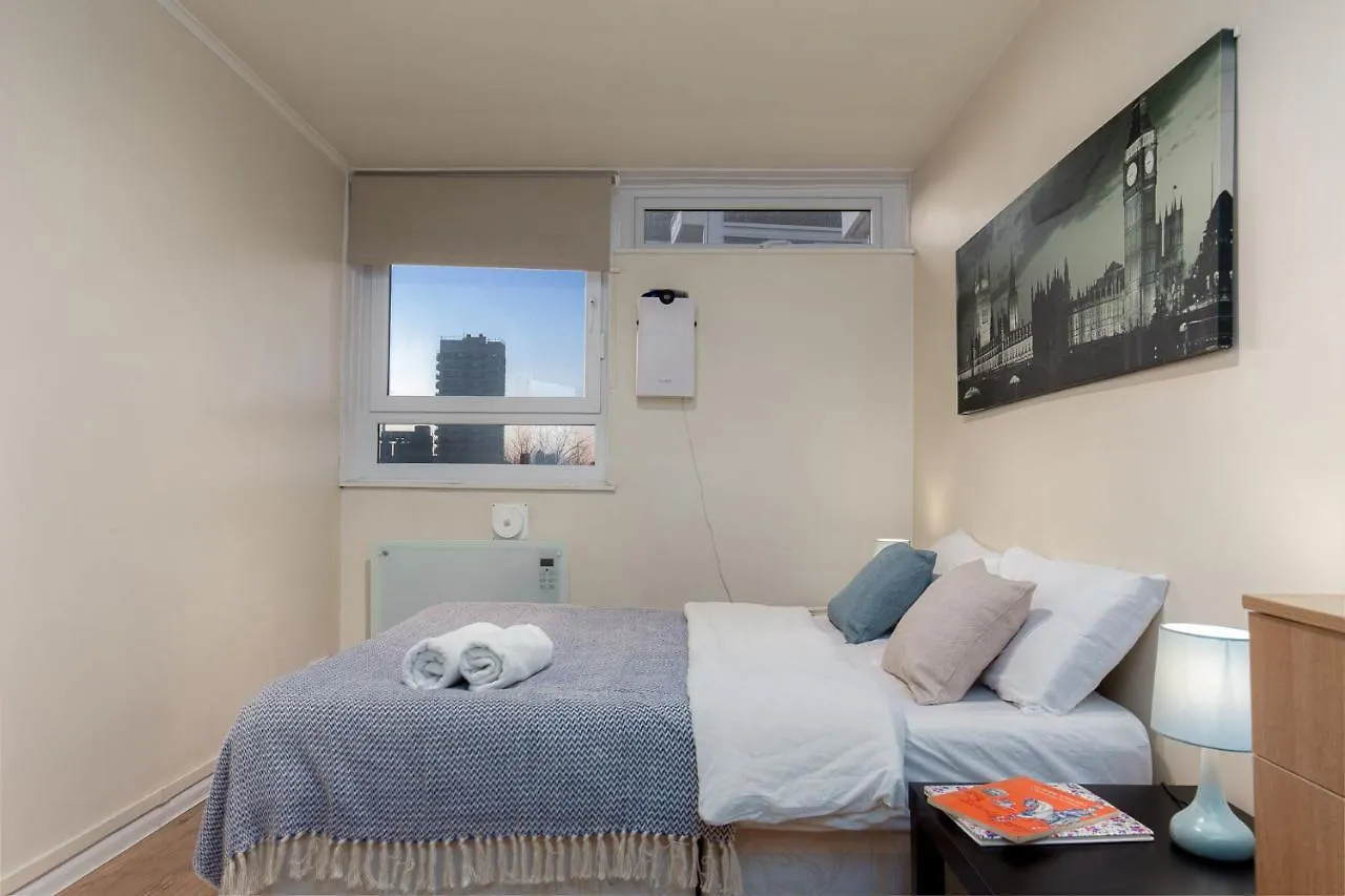 Homestay Queensland House Apartment London