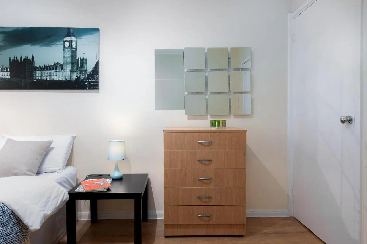 Queensland House Apartment London Homestay